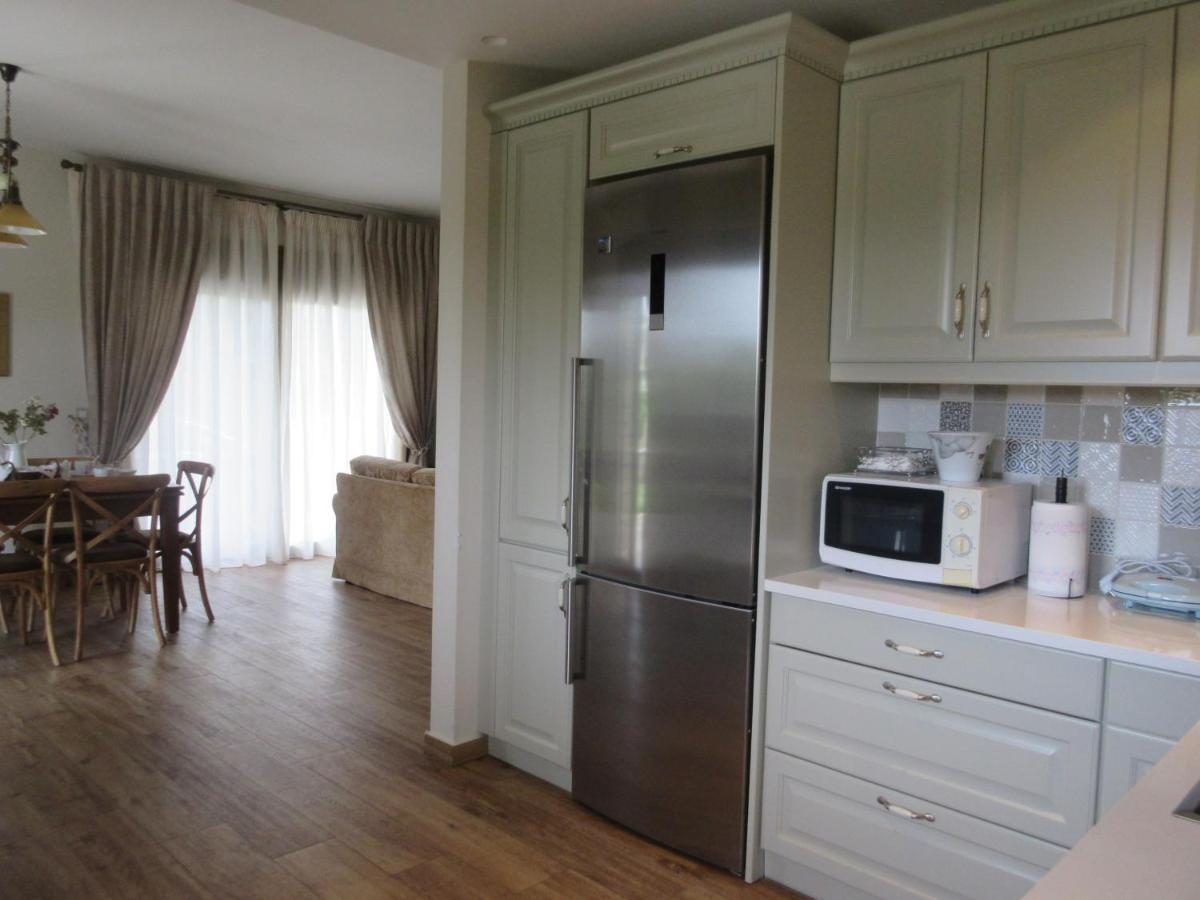Вилла Seaside Retreat House Paralia Sergoulas Экстерьер фото