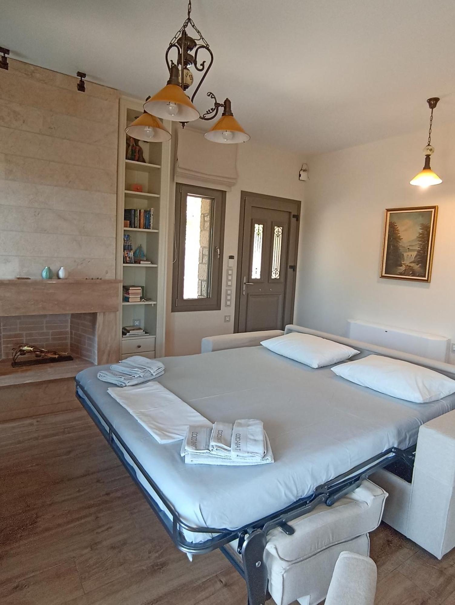 Вилла Seaside Retreat House Paralia Sergoulas Экстерьер фото